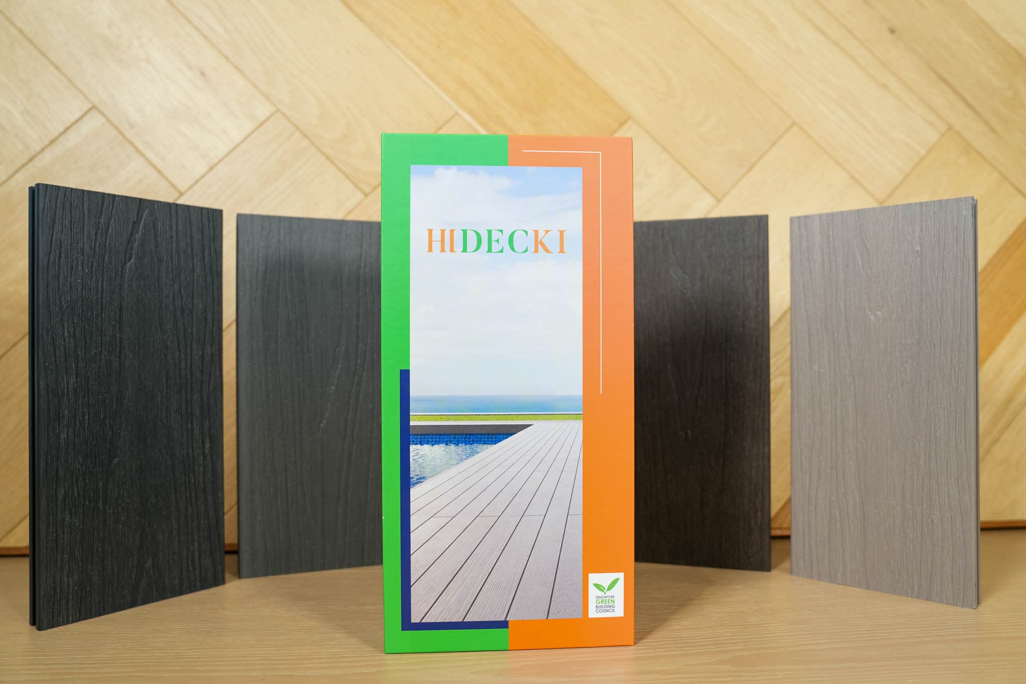 Open Hidecki sample kit with composite decking boards