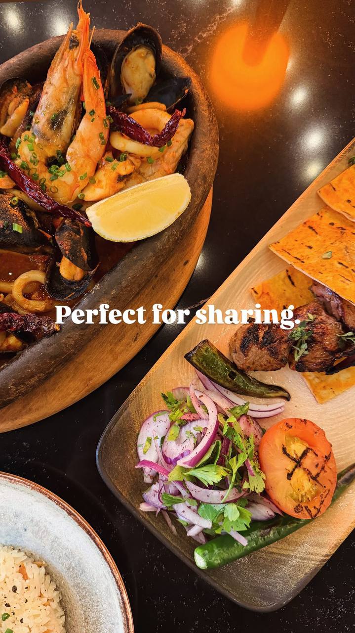 Pera Instagram Story showing seafood and grilled meat with the text Perfect for sharing
